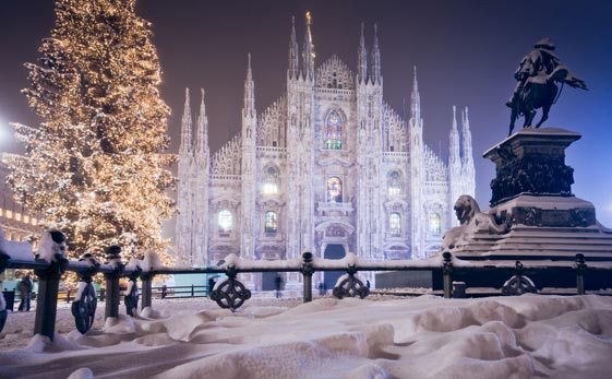Le Duomo de Milan sous la neige